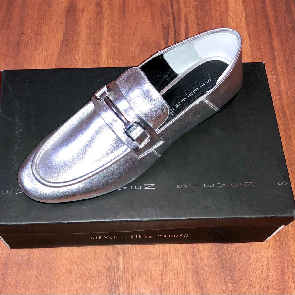 ❌❌SOLD❌❌ BRAND NEW Steve Madden loafers size 9